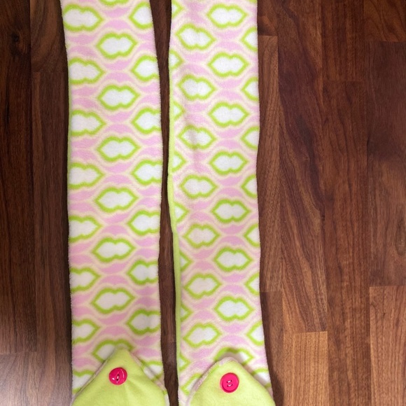 The Miami Nice Collection: Heather Bailey Pocket Book Microfleece - Picture 9 of 9